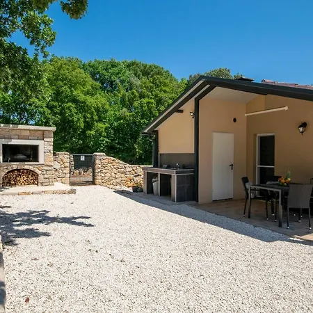 Сasa de vacaciones Old Oak Holiday House Rovinj