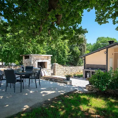 Сasa de vacaciones Old Oak Holiday House Rovinj