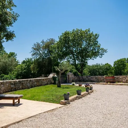 Old Oak Holiday House בית נופש